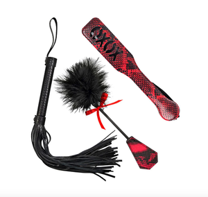 Kits para amantes: látigo, azotes y cosquillas
