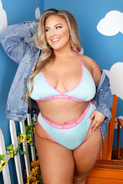 Vibes Fresh Halter Bralette & Booty Short